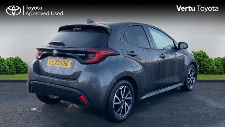 Toyota Yaris 1.5 Hybrid Design 5dr CVT Hybrid Hatchback